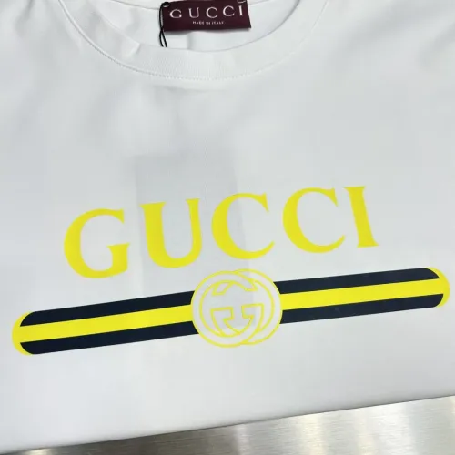 Replica Gucci T-Shirts Short Sleeved For Unisex #1439607 $68.00 USD for Wholesale