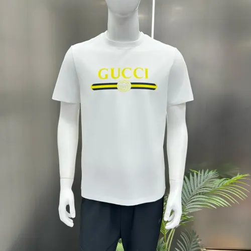 Replica Gucci T-Shirts Short Sleeved For Unisex #1439607 $68.00 USD for Wholesale