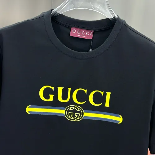 Replica Gucci T-Shirts Short Sleeved For Unisex #1439611 $68.00 USD for Wholesale