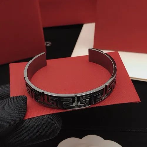 Replica Versace Bracelets #1439705 $29.00 USD for Wholesale