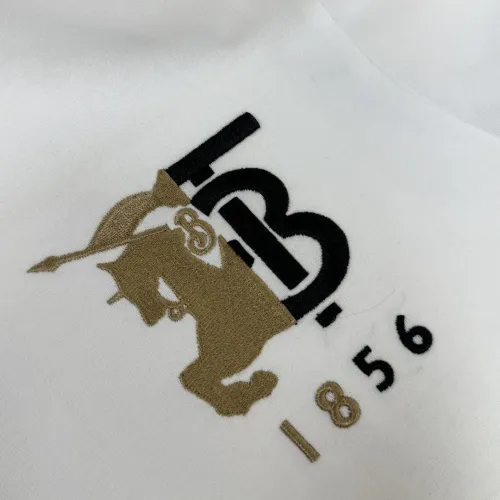 Replica Burberry T-Shirts Short Sleeved For Unisex #1439816 $32.00 USD for Wholesale