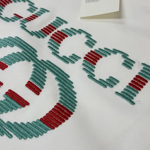 Replica Gucci T-Shirts Short Sleeved For Unisex #1439822 $32.00 USD for Wholesale