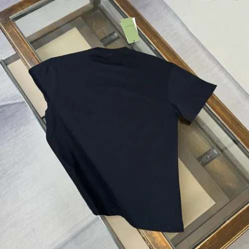 Replica Gucci T-Shirts Short Sleeved For Unisex #1439823 $32.00 USD for Wholesale