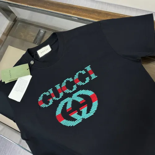 Replica Gucci T-Shirts Short Sleeved For Unisex #1439823 $32.00 USD for Wholesale