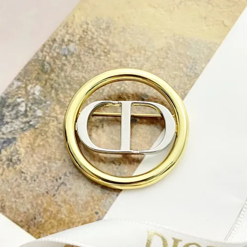 Replica Christian Dior Brooches For Women #1440898 $29.00 USD for Wholesale