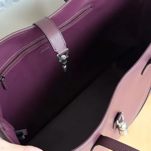 Replica Gucci AAA Quality Shoulder Bags For Women #1441297 $88.00 USD for Wholesale