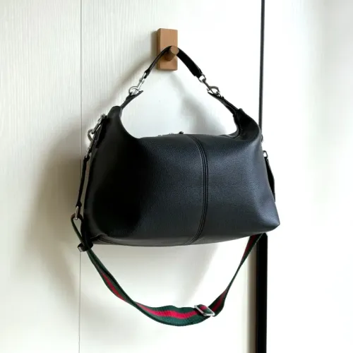 Replica Gucci AAA Quality Handbags For Women #1441366 $88.00 USD for Wholesale