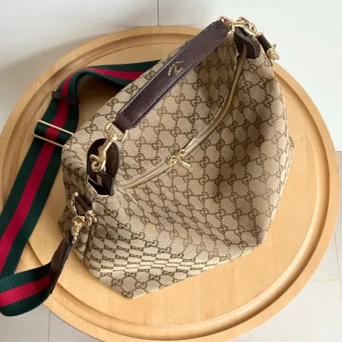Replica Gucci AAA Quality Handbags For Women #1441384 $85.00 USD for Wholesale