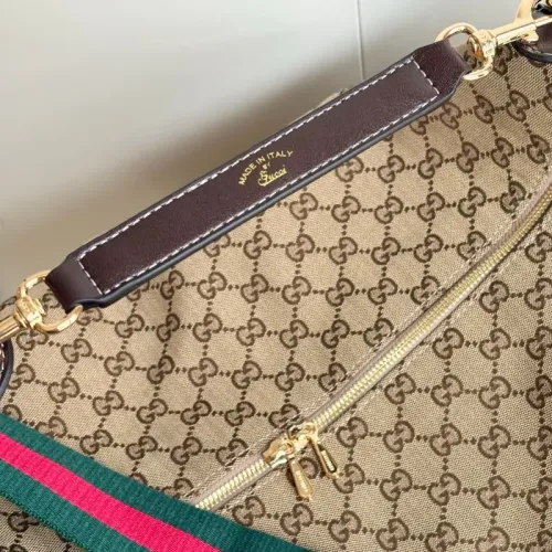 Replica Gucci AAA Quality Handbags For Women #1441386 $88.00 USD for Wholesale