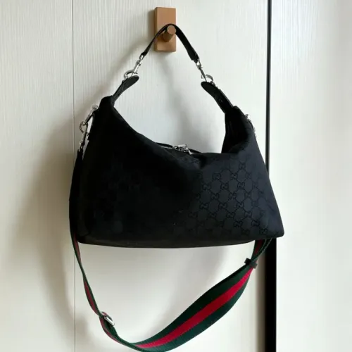 Replica Gucci AAA Quality Handbags For Women #1441388 $85.00 USD for Wholesale