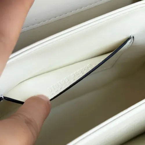 Replica Gucci AAA Quality Messenger Bags For Women #1441409 $80.00 USD for Wholesale