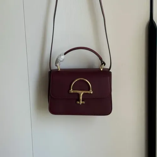 Replica Gucci AAA Quality Messenger Bags For Women #1441411 $80.00 USD for Wholesale