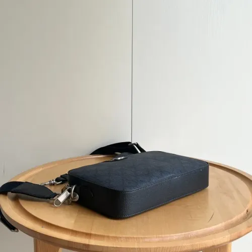 Replica Gucci AAA Man Messenger Bags #1441429 $64.00 USD for Wholesale