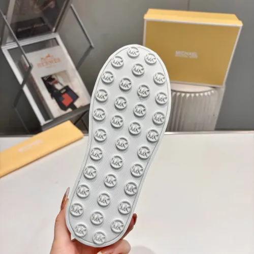 Replica Michael Kors Casual Shoes For Women #1442233 $96.00 USD for Wholesale