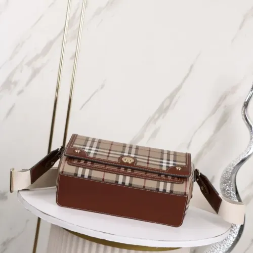 Replica Burberry AAA Quality Messenger Bags For Women #1443035 $102.00 USD for Wholesale