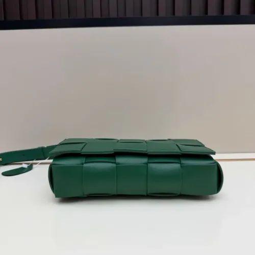 Replica Bottega Veneta BV AAA Quality Messenger Bags For Women #1443621 $98.00 USD for Wholesale