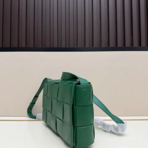Replica Bottega Veneta BV AAA Quality Messenger Bags For Women #1443623 $102.00 USD for Wholesale