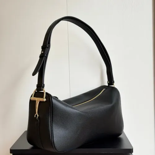 Cheap Gucci AAA Quality Shoulder Bags For Women #1444064, $$82.00 USD On Gucci AAA Quality Shoulder Bags