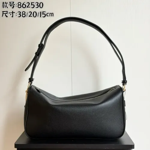 Replica Gucci AAA Quality Shoulder Bags For Women #1444064 $82.00 USD for Wholesale