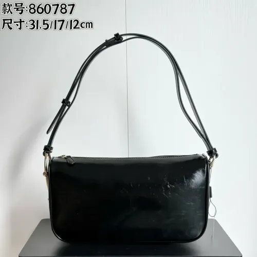 Replica Gucci AAA Quality Shoulder Bags For Women #1444066 $80.00 USD for Wholesale