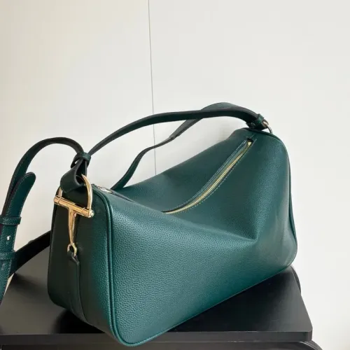 Replica Gucci AAA Quality Shoulder Bags For Women #1444070 $82.00 USD for Wholesale
