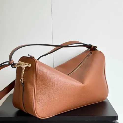 Replica Gucci AAA Quality Shoulder Bags For Women #1444073 $82.00 USD for Wholesale