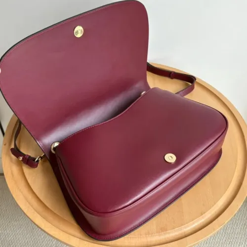 Replica Gucci AAA Quality Messenger Bags For Women #1444132 $80.00 USD for Wholesale