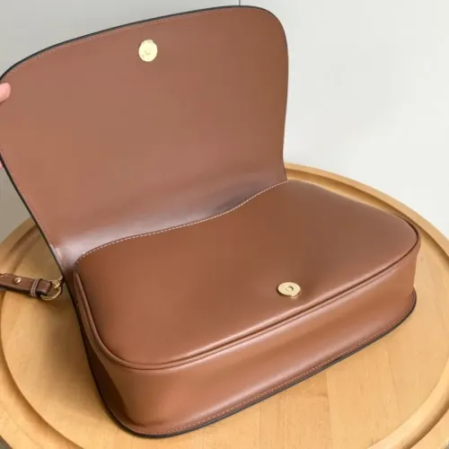 Replica Gucci AAA Quality Messenger Bags For Women #1444133 $80.00 USD for Wholesale