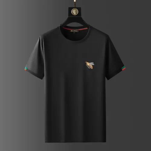Replica Gucci Tracksuits Short Sleeved For Men #1445678 $68.00 USD for Wholesale