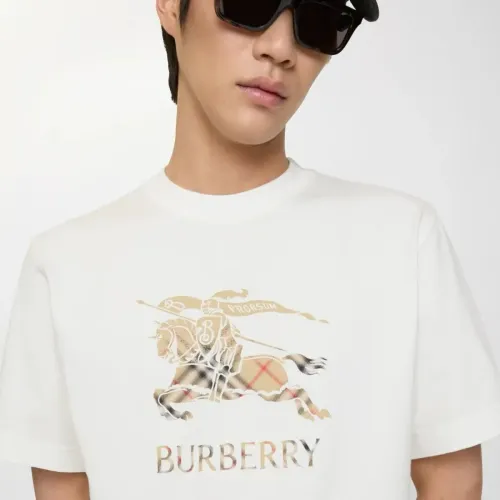 Replica Burberry T-Shirts Short Sleeved For Unisex #1445977 $42.00 USD for Wholesale