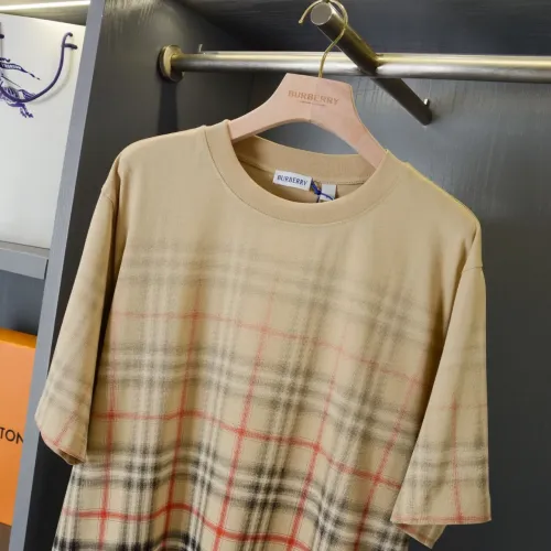 Replica Burberry T-Shirts Short Sleeved For Unisex #1445983 $52.00 USD for Wholesale