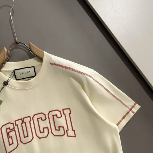 Replica Gucci T-Shirts Short Sleeved For Unisex #1446023 $45.00 USD for Wholesale