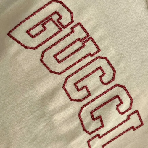 Replica Gucci T-Shirts Short Sleeved For Unisex #1446023 $45.00 USD for Wholesale