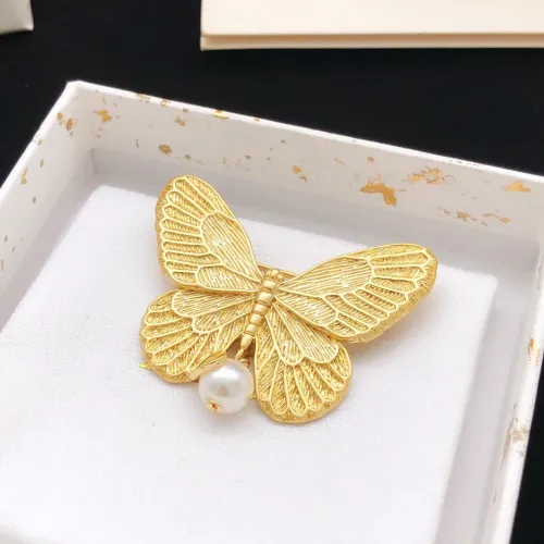 Replica Christian Dior Brooches For Women #1447821 $27.00 USD for Wholesale