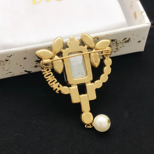Replica Christian Dior Brooches For Women #1447822 $27.00 USD for Wholesale