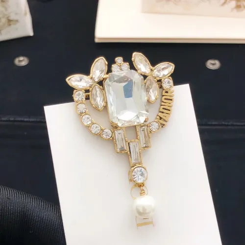Replica Christian Dior Brooches For Women #1447822 $27.00 USD for Wholesale