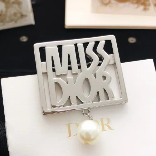 Replica Christian Dior Brooches For Women #1447826 $27.00 USD for Wholesale