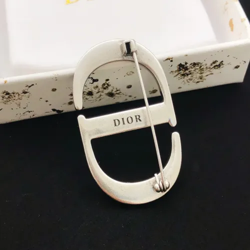 Replica Christian Dior Brooches For Women #1447828 $27.00 USD for Wholesale