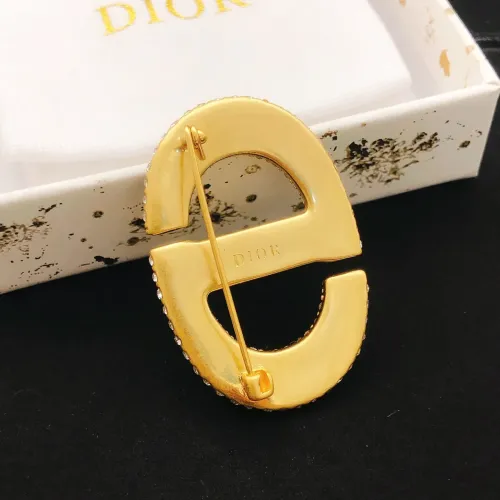 Replica Christian Dior Brooches For Women #1447845 $29.00 USD for Wholesale