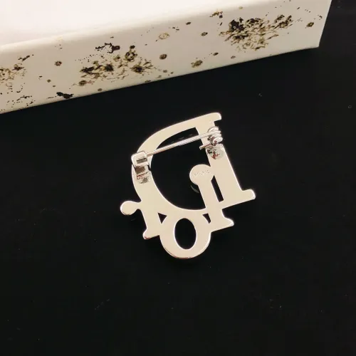 Replica Christian Dior Brooches For Women #1447854 $25.00 USD for Wholesale