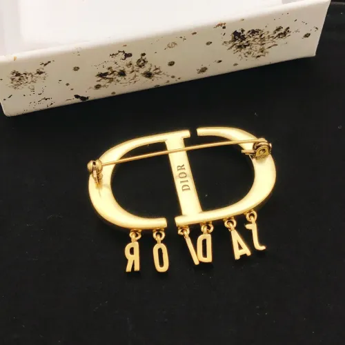 Replica Christian Dior Brooches For Women #1447874 $27.00 USD for Wholesale