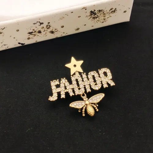 Replica Christian Dior Brooches For Women #1447878 $27.00 USD for Wholesale