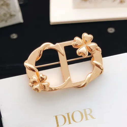 Replica Christian Dior Brooches For Women #1447888 $25.00 USD for Wholesale