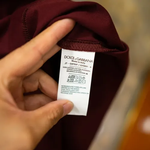 Replica Dolce & Gabbana D&G T-Shirts Short Sleeved For Unisex #1450229 $85.00 USD for Wholesale