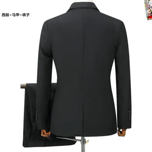 Replica Gucci Tracksuits Long Sleeved For Men #1451135 $92.00 USD for Wholesale