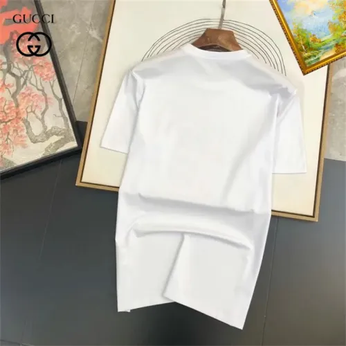 Replica Gucci T-Shirts Short Sleeved For Unisex #1451873 $25.00 USD for Wholesale