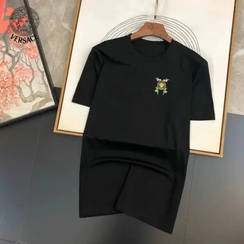 Cheap Versace T-Shirts Short Sleeved For Unisex #1451952, $$25.00 USD On Versace T-Shirts
