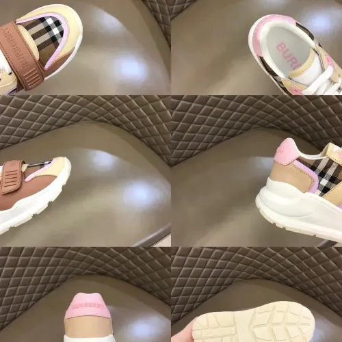 Replica Burberry Casual Shoes For Men #1454568 $76.00 USD for Wholesale