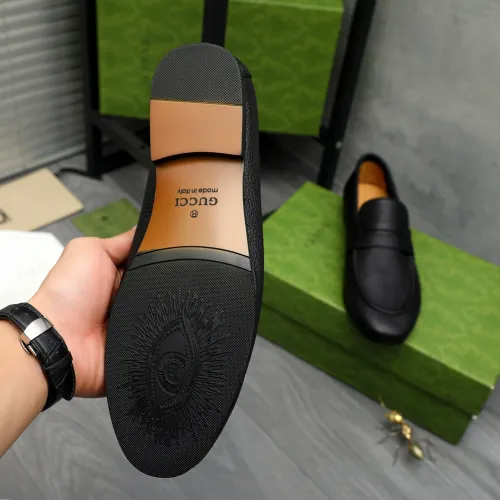 Replica Gucci Oxfords Shoes For Men #1454722 $92.00 USD for Wholesale