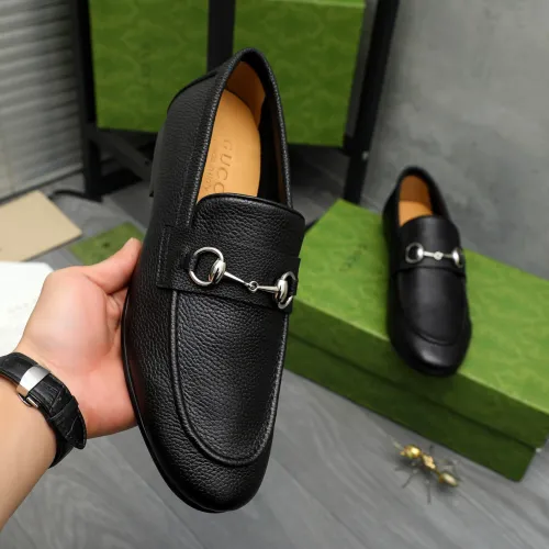 Replica Gucci Oxfords Shoes For Men #1454723 $92.00 USD for Wholesale